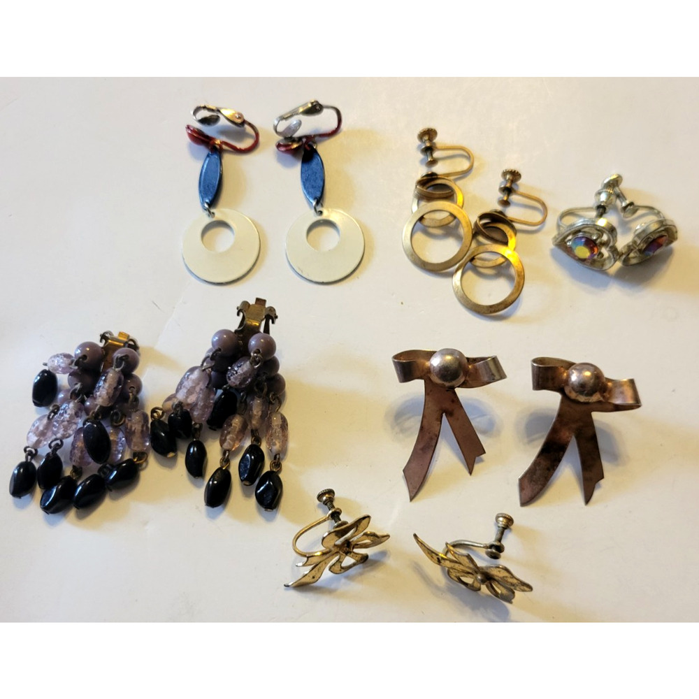 6 pair‎ VTG Grunge Tarnished Earrings Rhinestone Dangle Screw Back Clip-On